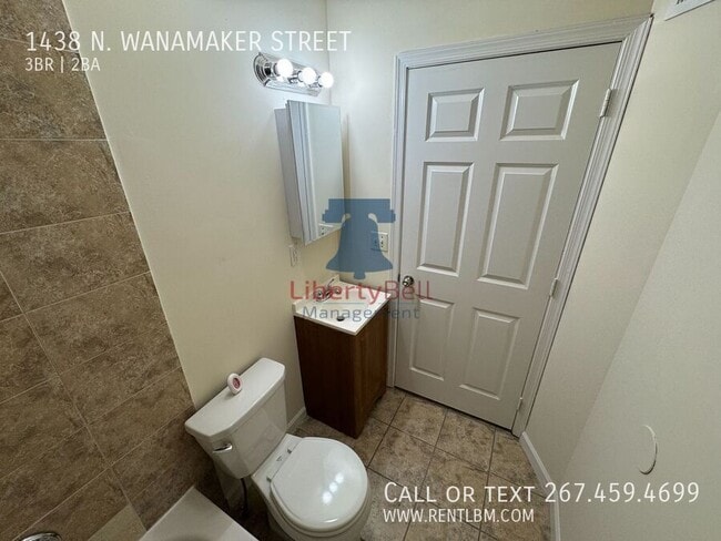 Building Photo - 1438 N Wanamaker St