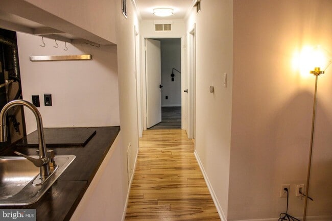 Building Photo - 2607A Auburn Ct