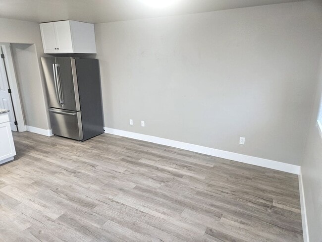 Building Photo - Newly Remodeled in Downtown Nampa