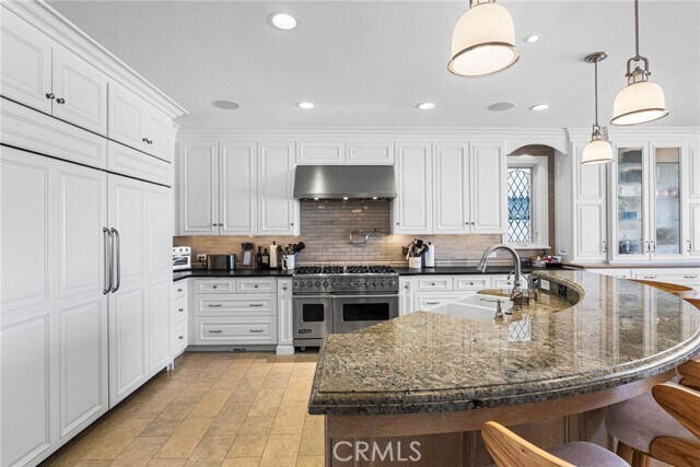 Building Photo - 7304 W Oceanfront