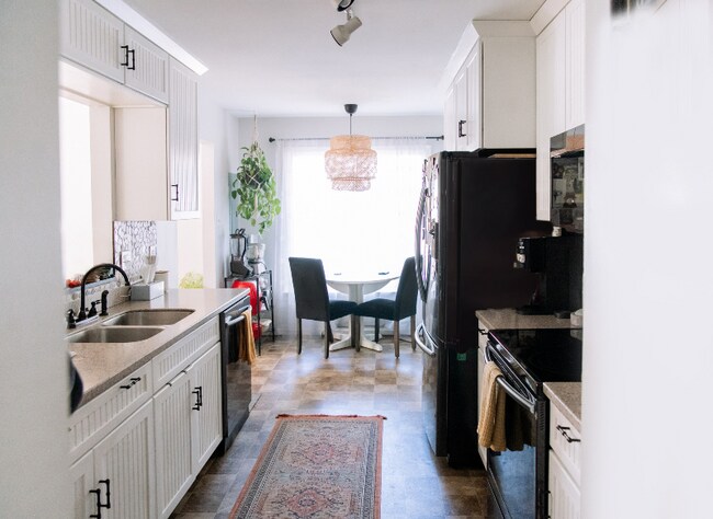 Building Photo - 2606 Jordan Ct