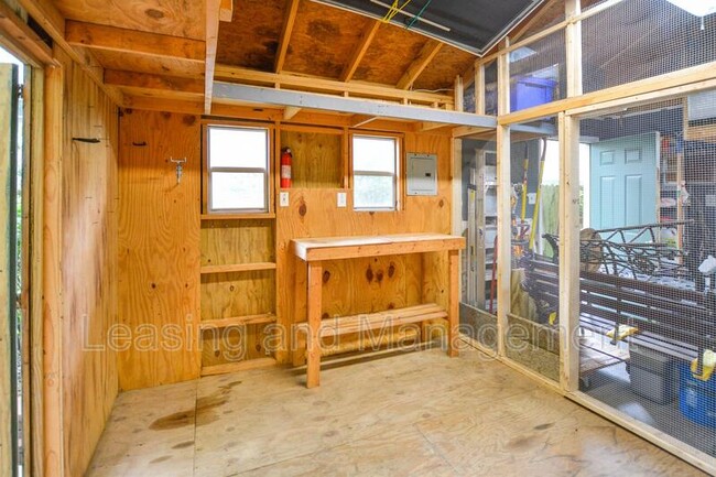 Building Photo - 2156 Forest Lakes Blvd