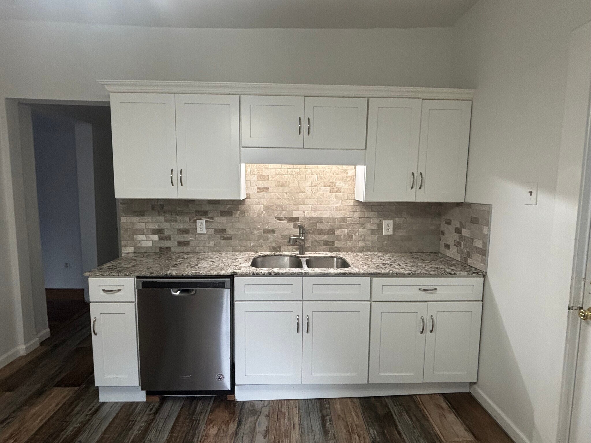 Building Photo - 35 Ashland Ave