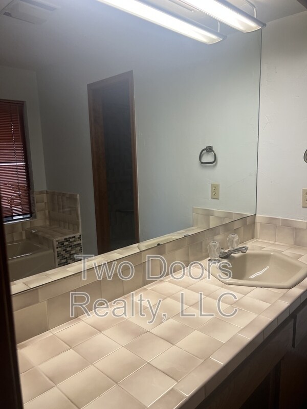Building Photo - 12214 Banyan Ln
