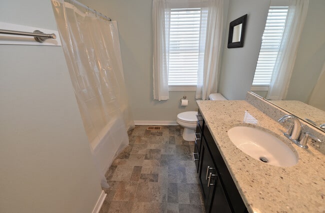 Building Photo - 3807 7th Ave