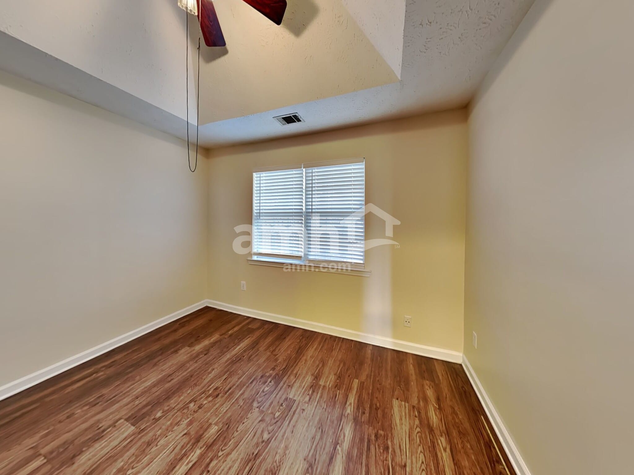 Building Photo - 515 Chaseridge Dr