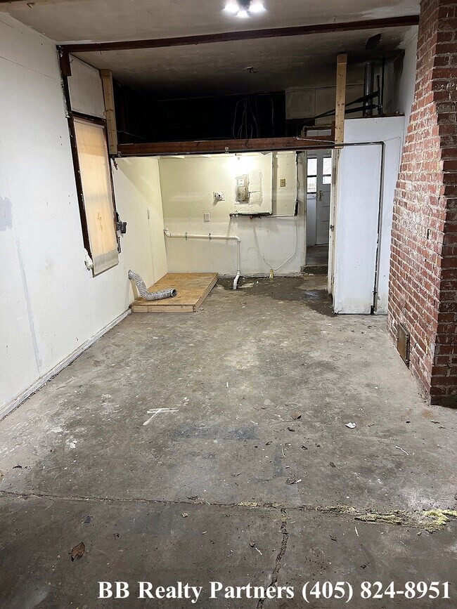 Building Photo - 4533 E 5th Pl