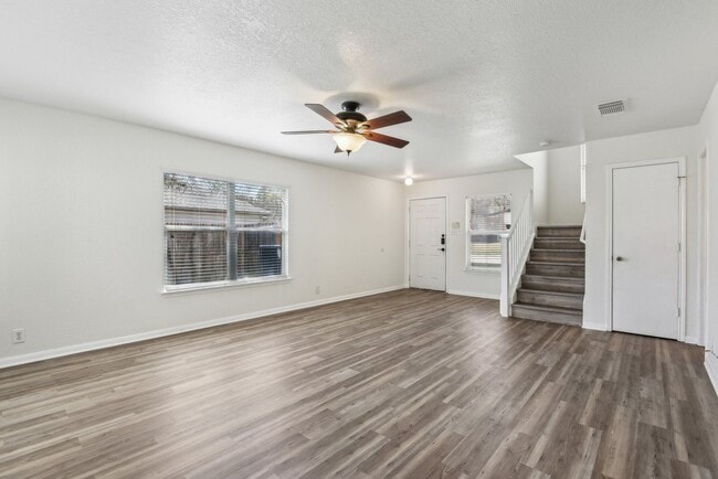Building Photo - 16216 Ike Ln
