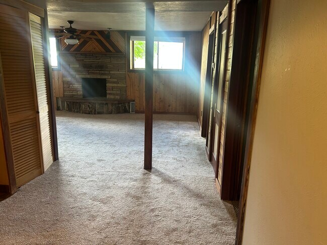 Building Photo - 1500 Orchard Ave