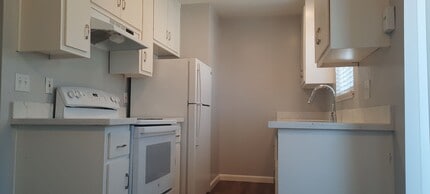 Building Photo - Bright and Spacious, 1 bedroom 1 bath