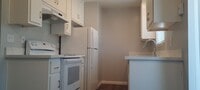 Building Photo - Bright and Spacious, 1 bedroom 1 bath