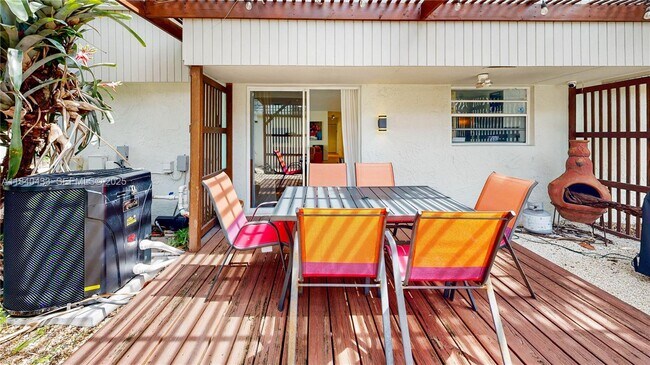 Building Photo - 9614 SW 134th Ct