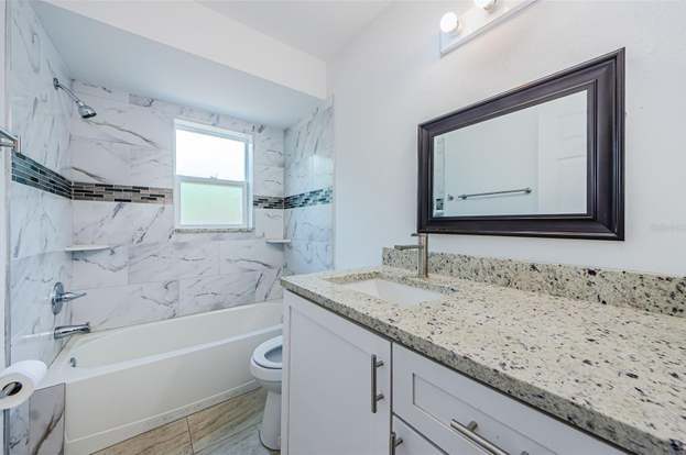 Building Photo - 1624 Coral Way