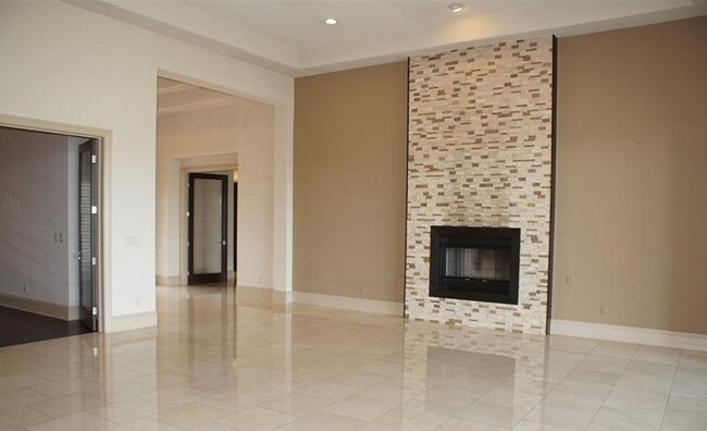 Building Photo - 2244 Green Mountain Ct