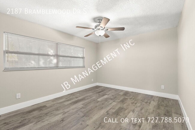 Building Photo - 2187 Bramblewood Dr S