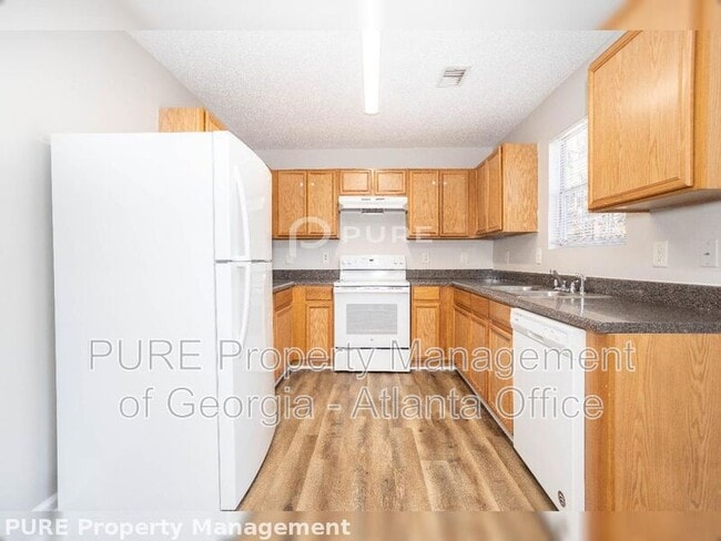 Building Photo - 7124 Merrywood Dr