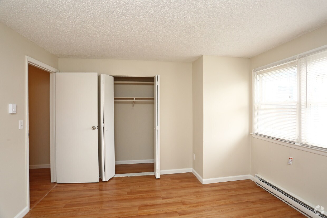 Warner Village Rental Community Hamden Ct Apartment Finder