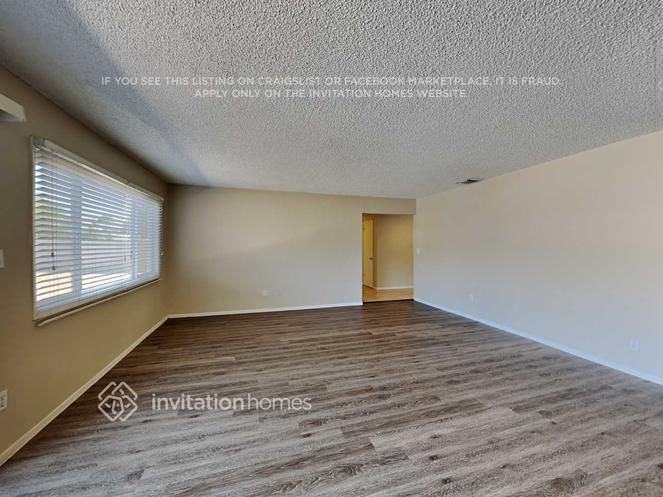 Building Photo - 10126 Stafford St