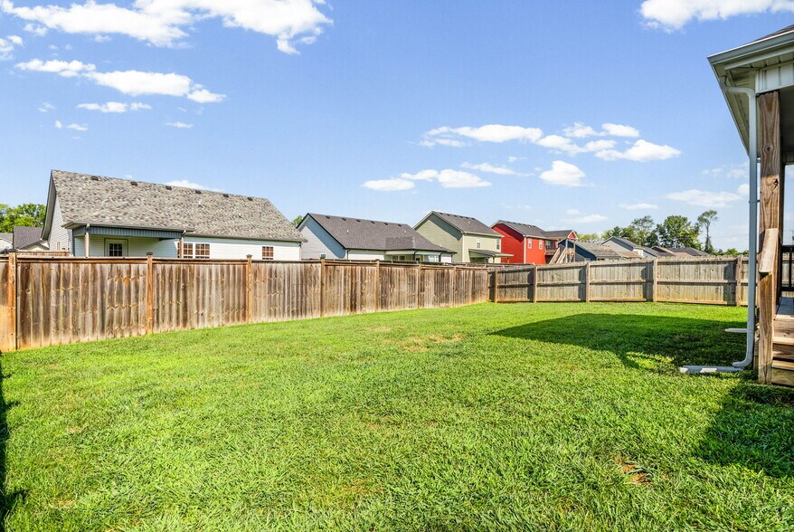 Building Photo - 1057 Dublin Dr