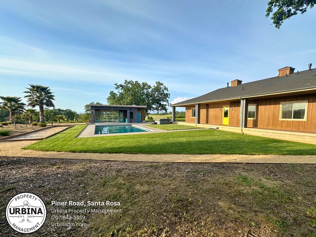 Building Photo - Luxury Vineyard Retreat with Pool, Cabana ...