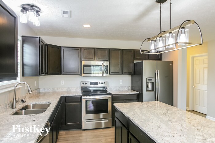 Building Photo - 5846 Wintersweet Ln