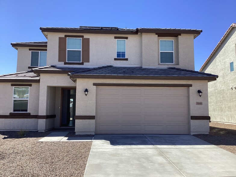 Primary Photo - 18491 W Honeysuckle Dr