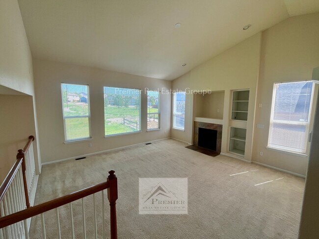 Building Photo - 7670 Manston Dr