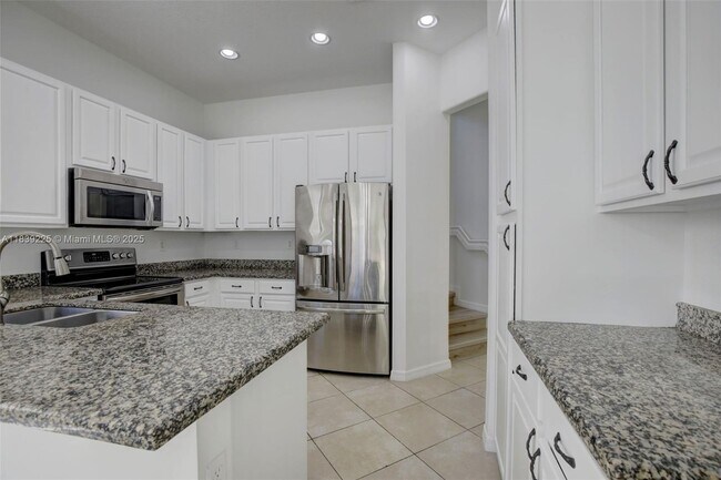 Building Photo - 9135 SW 36th Mnr