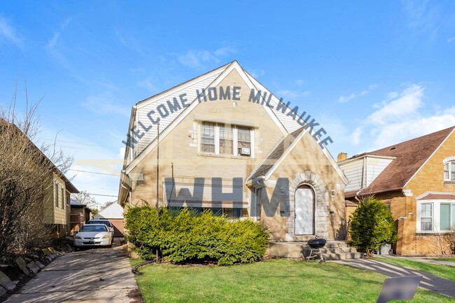 Building Photo - 3013-3015 N 60th Street-Upper