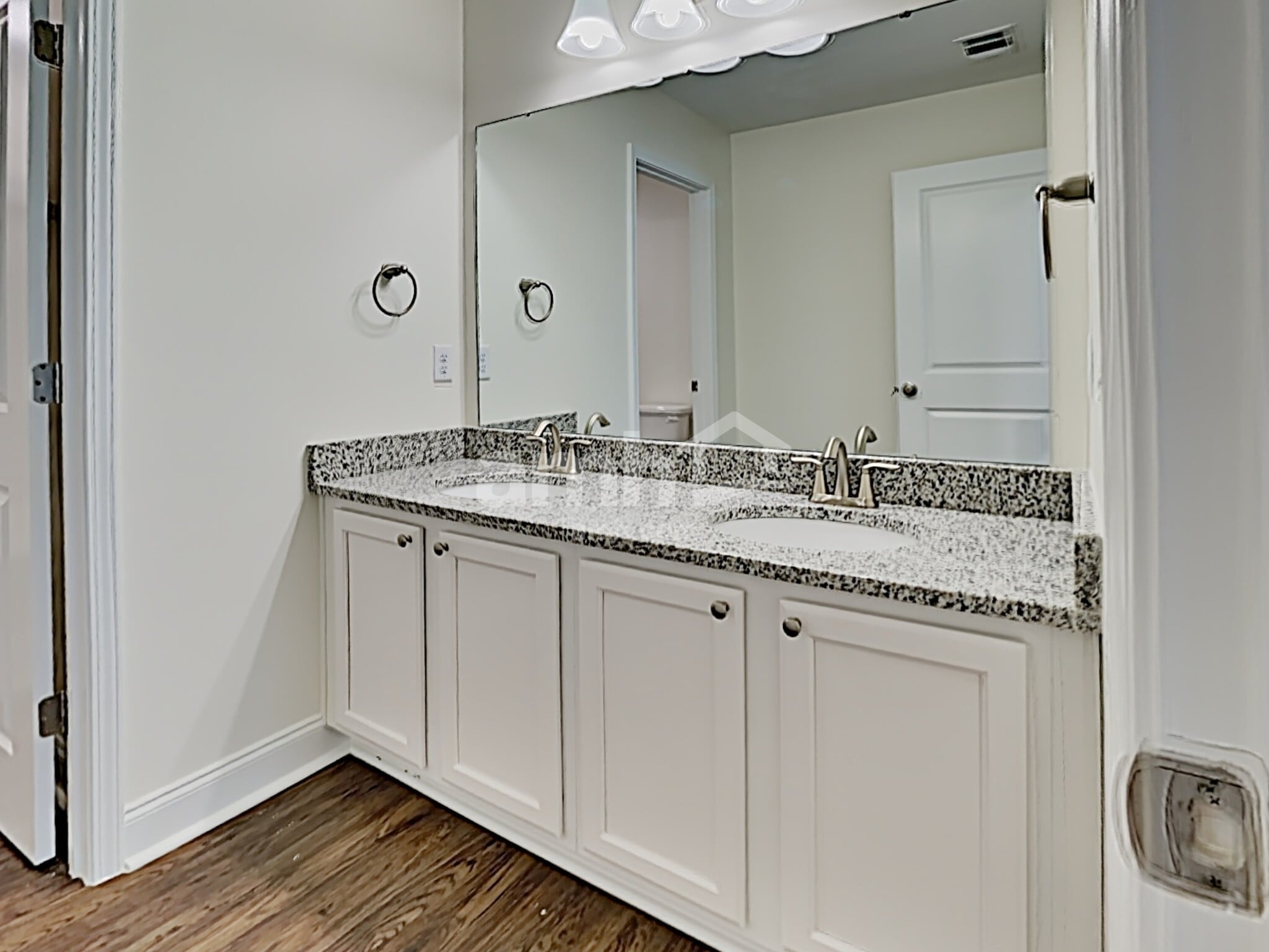 Building Photo - 107 Parkside Blvd