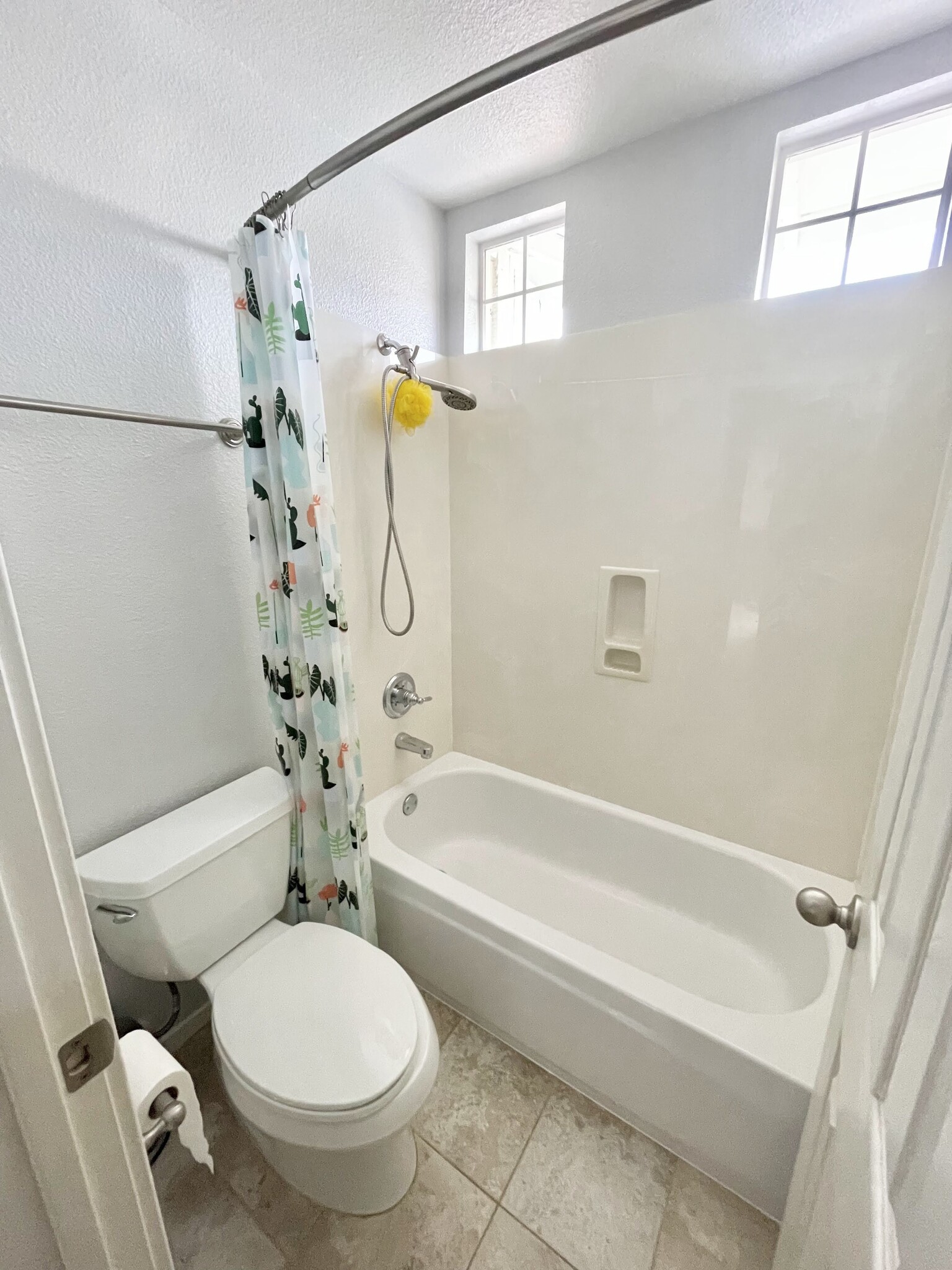 Full Bathroom - 25521 Conley Downs Dr