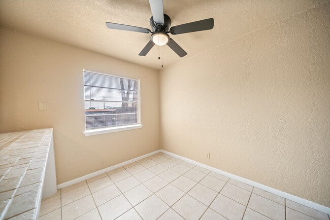 Building Photo - 6427 Wurzbach Rd