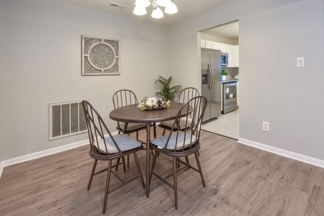 Building Photo - Completely Updated & Ready 07-08-26!! 1-Car Attached Garage! Pet Friendly!