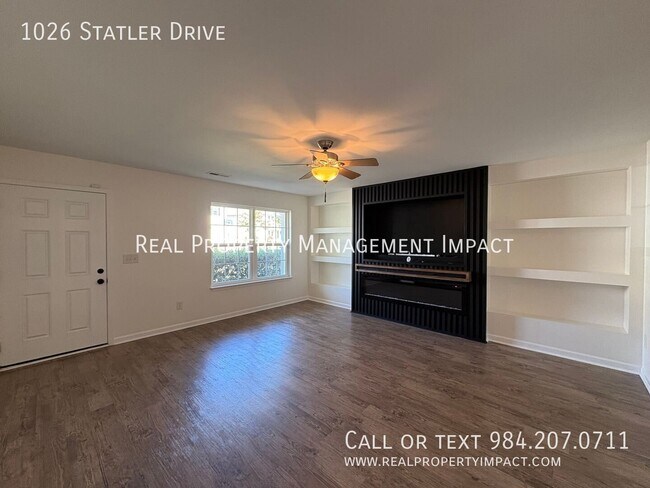 Building Photo - 1026 Statler Dr