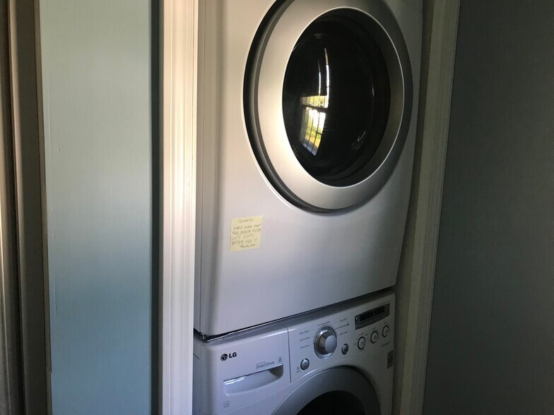 Building Photo - 26 Cranwood Rd