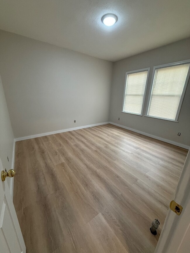 Building Photo - 53 Maxwell St