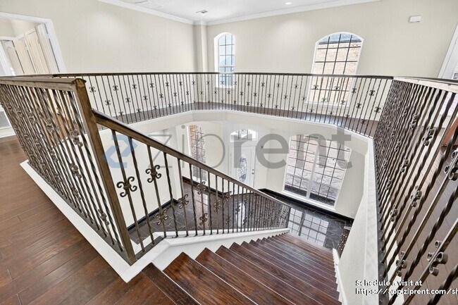 Building Photo - 4633 San Marcos Way