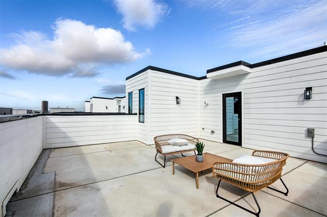 Building Photo - 4611 Fairmount St