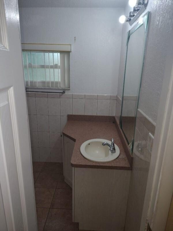 Building Photo - 7101 NW 97th Ave