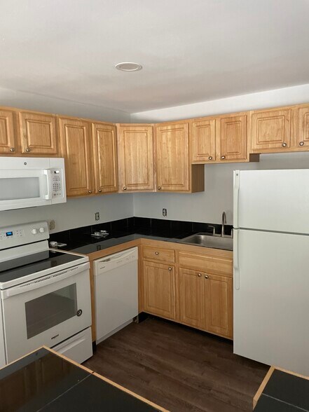 Building Photo - 1316 Hooker Ave