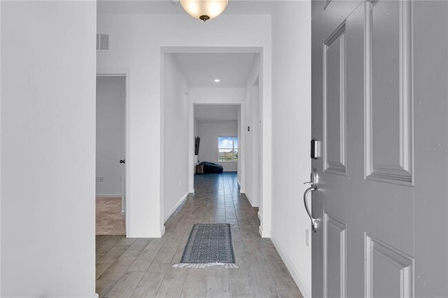 Building Photo - 5920 Catamaran Ave