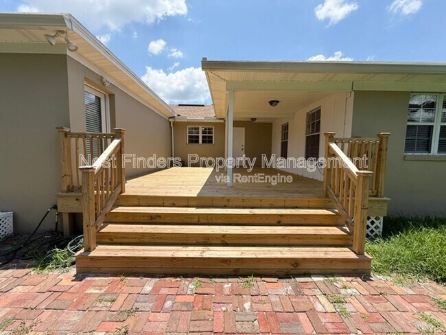 Building Photo - 1455 Riverbirch Ln