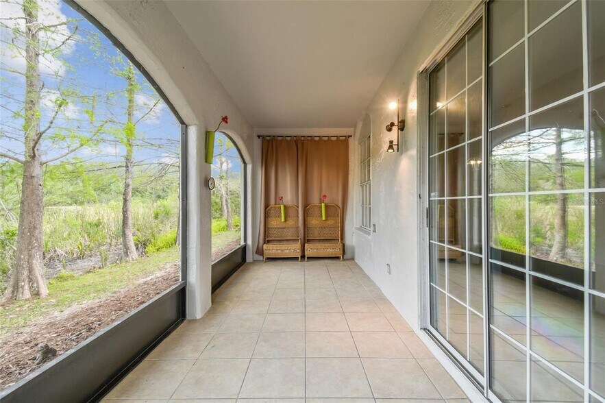 Building Photo - 11611 Highbury Way