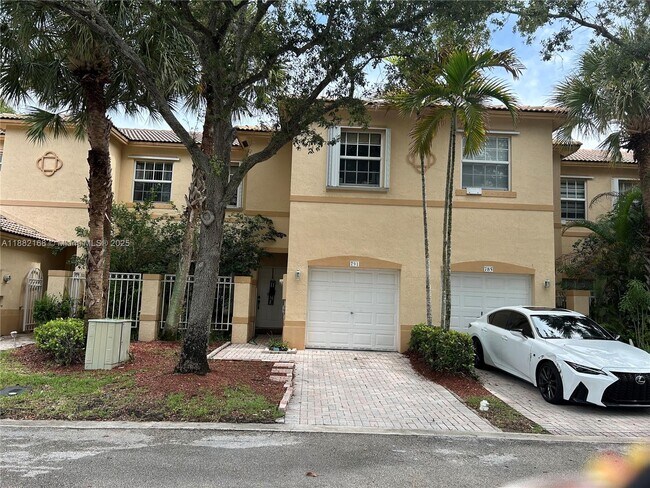 Building Photo - 791 NW 170th Terrace