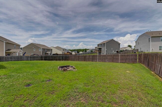 Building Photo - 414 Tulip Way