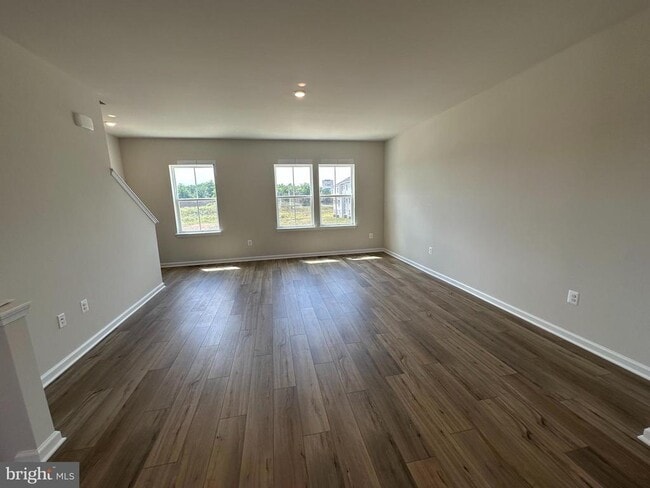 Building Photo - 123 Brashear Ct