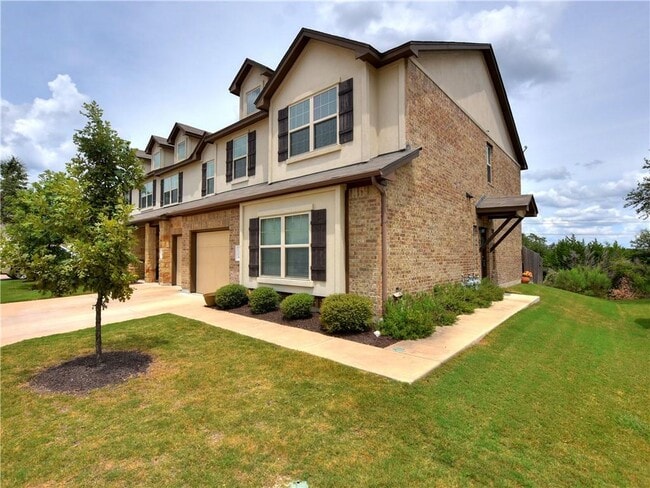 Building Photo - 1701 S Bell Blvd