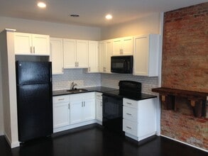 Building Photo - Merchants Lofts IV The Phoenixville Lofts-Upgraded 1 Bedroom