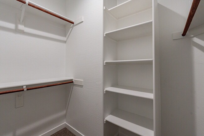 Building Photo - 4641 S Element