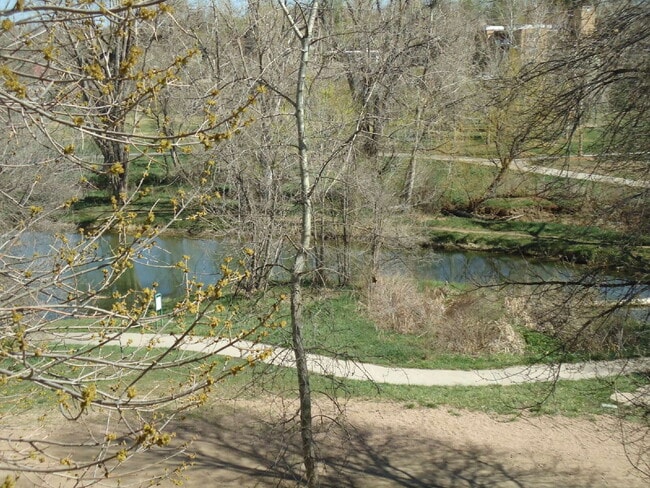 Building Photo - (52HU#13-101) Littleton Location - Studio